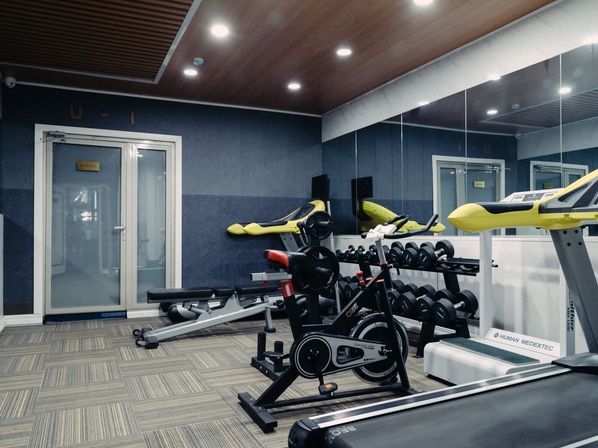 Fitness Center - Фитнесс төв